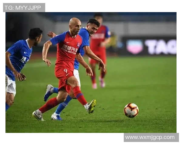 2019年重庆斯威对阵河南建业精彩回顾与赛后分析