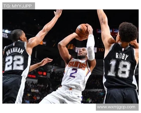 底特律活塞与圣安东尼奥马刺的精彩对决分析与赛季展望