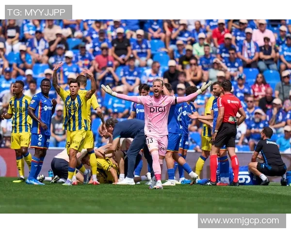 9月22日西甲焦点战巴列卡诺主场迎战阿拉维斯全力争胜 9月22日西甲焦点战巴列卡诺主场迎战阿拉维斯全力争胜